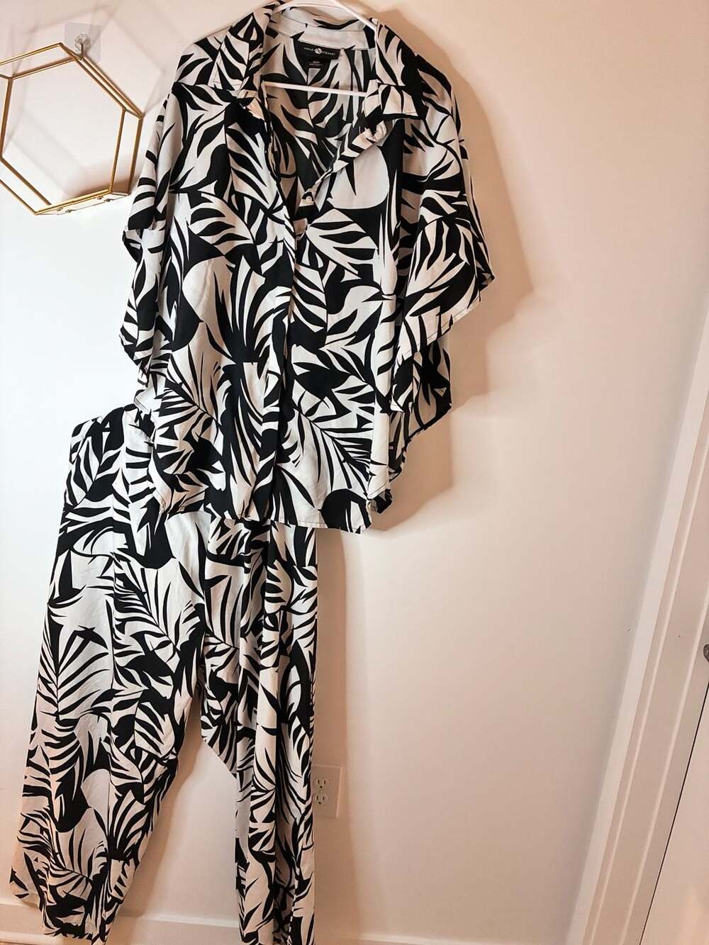 Ashley Stewart 22/24 Palm Leaf Print Pant Set